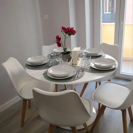Sara's - Modern Near Metro, Perfect For Families And Groups In * Roma