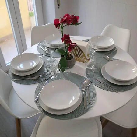 Lejlighed Sara's - Modern Near Metro, Perfect For Families And Groups In *