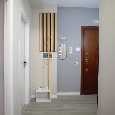 Sara's - Modern Near Metro, Perfect For Families And Groups In Roma