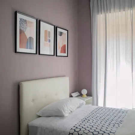 Sara's - Modern Near Metro, Perfect For Families And Groups In Appartamento