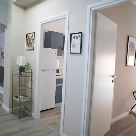 Sara's - Modern Near Metro, Perfect For Families And Groups In Appartamento *