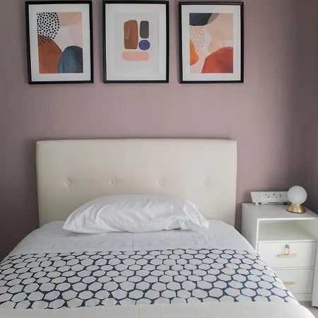 Apartment Sara's - Modern Near Metro, Perfect For Families And Groups In
