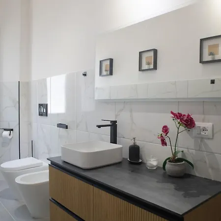 Sara's - Modern Near Metro, Perfect For Families And Groups In Apartment Rome