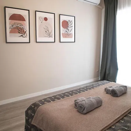 Sara's - Modern Near Metro, Perfect For Families And Groups In Rome